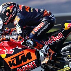 Acosta pulveriza el crono