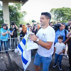 Baño de masas para despedir a Luis Suárez antes del Inter Miami