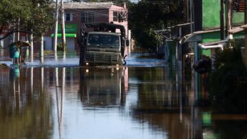 Brasil para el fútbol por las inundaciones en el sur del país
