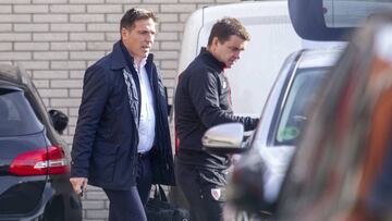 Berizzo saliendo por última vez de Lezama.