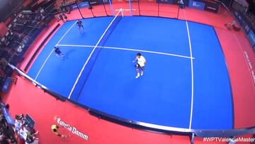 Bela demostrando por qué es el mejor del mundo: deléitense...