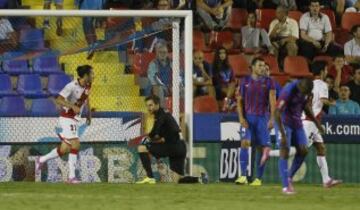 Gol 0-2 de Leo Baptistao