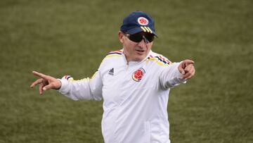 Jorge "Chamo" Serna en un entrenamiento de la Selección Colombia Sub 15