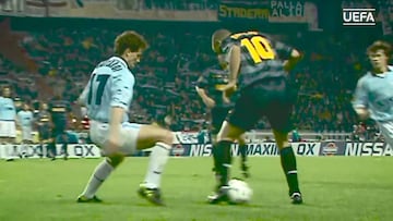 ¿La mejor finta de Ronaldo Nazario? Esto hizo en la final Inter-Lazio de la UEFA '98