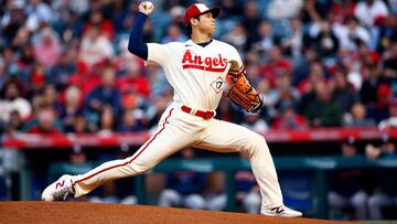 ANAHEIM, CALIFORNIA - MAY 09: Shohei Ohtani #17 of the Los Angeles Angels throws against the Houston Astros in the first inning at Angel Stadium of Anaheim on May 09, 2023 in Anaheim, California. Ronald Martinez/Getty Images/AFP (Photo by RONALD MARTINEZ / GETTY IMAGES NORTH AMERICA / Getty Images via AFP)