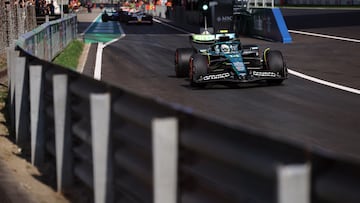 Fernando Alonso con el Aston Martin, durante la clasificación del GP de China de Fórmula 1.