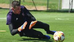 Armani sigue sin recibir el alta médica y no llegaría