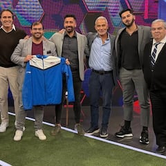 “No me gusta mucho el fútbol, me gusta la U; si me pones un partido de fútbol o de tenis, prefiero ver tenis”