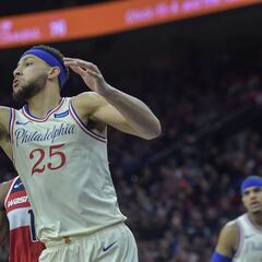 La rodilla de Simmons enciende las alarmas en los Sixers