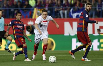 Gameiro played suitors Barça in the Copa del Rey but looks like he'll still be on opposing sides in the coming season.