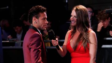Soccer Football - The Best FIFA Football Awards - London Palladium, London, Britain - October 23, 2017 Paris Saint-Germain’s Neymar is interviewed before the start of the awards REUTERS/Eddie Keogh