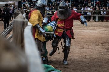 En los alrededores del Castillo de Belmonte, Cuenca, se ha disputado el IV Torneo Nacional de combate medieval, que goza cada año de más aficionados. 
 