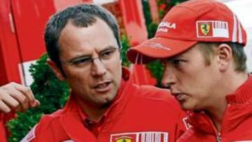 <b>EL JEFE Y EL UNO. </b>Domenicali, junto a su piloto Raikkonen.