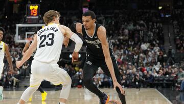 Tras la victoria ante los Lakers, los Spurs suman cinco derrotas consecutivas y vuelven al pozo m芍s hondo de la NBA. Wembanyama, est谷ril, baja sus prestaciones.