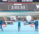 Brutal Kiptum en Valencia: tercer mejor atleta de todos los tiempos (2h01:53)