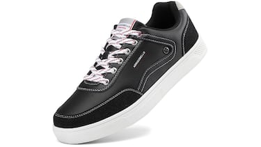 ¿Buscas unas zapatillas para la oficina? Este modelo es un éxito