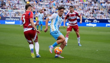 Lsrrubia dio un clinic. En la imagem, ante Brau ante la mirada de Sergio Ruiz.