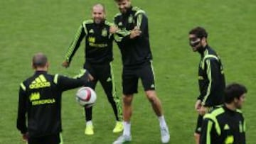 Piqué, en el entrenamiento de la Selección en León.