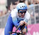 Simon Yates manda el primer aviso y Van der Poel salva el rosa
