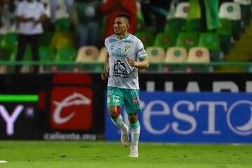 León-3 goles