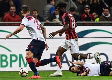 Milan se impuso sobre Bolonia 2-1 en la fecha 35 de la Serie A y se metió a la pelea por un cupo europeo. 