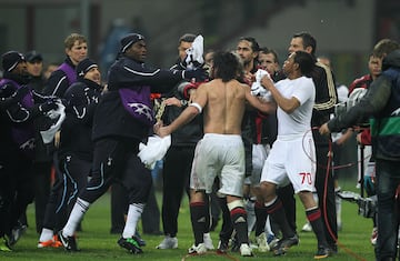 Gennaro Ivan Gattuso Es considerado como uno de los mejores centrocampistas defensivos de la historia, siendo campeón de la Liga de Campeones de la UEFA en 2003 y 2007, y campeón de la Copa Mundial de Fútbol de 2006. Pero, además, al de Corigliano, se le recuerda por su fuerte carácter sobre el terreno de juego.