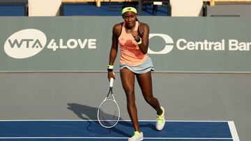 Cori 'Coco' Gauff celebra su victoria ante Aryna Sabalenka tras su partido en el Top Seed Open en el Top Seed Tennis Club de Lexington, Kentucky.