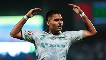 Stephano Carrillo llega al Feyenoord