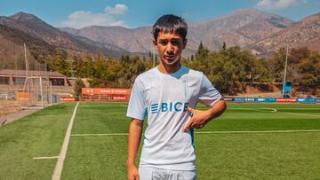 La nueva joya con que la UC sorprendió a Chile: “Es parecido a Sadio Mané”