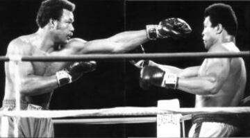 30 de octubre de 1974. 'Rumble in the Jungle'. Ali se enfrentó a Foreman por el título. Foreman era el favorito, pero al final del octavo round, cayó en la lona y Ali ganó por KO.