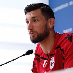 Borja Valle defiende a Natxo: “No se debería hablar eso”