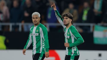 Abde celebra su gol.