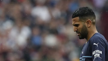 Manchester City's Algerian midfielder Riyad Mahrez reacts at the end of the English Premier League football match between West Ham United and Manchester City at the London Stadium, in London on May 15, 2022. (Photo by Ian Kington / IKIMAGES / AFP) /