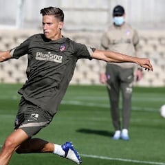 Trippier y Carrasco vuelven al once; Llorente jugará en punta