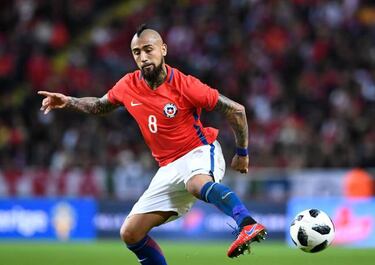 Arturo Vidal on Mourinho's radar with United ready to offer €50m