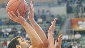 <b>MOTIVADO. </b>Felipe Reyes quiere mejorar sus prestaciones.