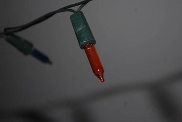 Cómo reparar las luces de tu árbol de Navidad