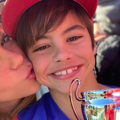 Milan, hijo de Shakira, estuvo en el estadio Metropolitano con la camiseta del Junior