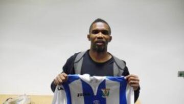 APOYO DE LUJO. Etoo alent&oacute; al Legan&eacute;s en el &uacute;ltimo playoff.
 