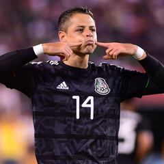 Tata Martino elige a Alexis Vega sobre el Chicharito
