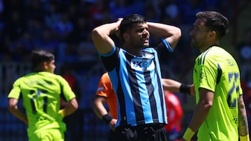 Futbol, Huachipato vs Universidad de Chile
Vigesimosexta fecha, campeonato Nacional 2025.
El jugador de Huachipato Lionel Altamirano es fotografiado durante el partido de primera division contra Universidad de Chile disputado en el estadio CAP de Talcahuano, Chile.
02/11/2025
Eduardo Fortes/Photosport
Football, Huachipato vs Universidad de Chile
26th date, 2025 National Championship.
Huachipato player Lionel Altamirano is pictured during the first division match against Universidad de Chile held at the CAP stadium in Talcahuano, Chile.
02/11/2025
Eduardo Fortes/Photosport