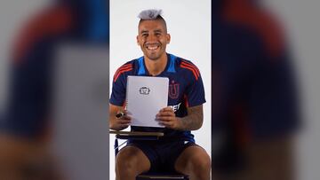 La U palpita el regreso a clases con este entretenido video: “Con suerte tenía dos cuadernos”