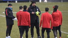 Simeone tendr&iacute;a disponibles a todos los jugadores de cara al partido ante el Sevilla.
 