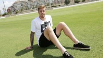 Raúl Albentosa, central del Málaga.