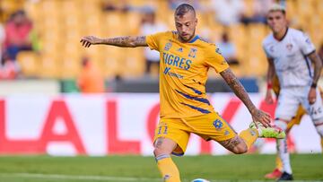 Nicolás López, baja con Tigres por apendicitis 