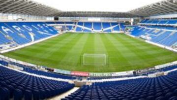 El Cardiff Stadium, con capacidad para 26.800 espectadores, está en obras para ampliar su aforo de cara a la Supercopa hasta llegar a 30.000.