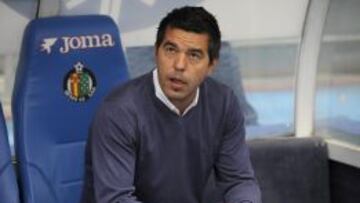 PARTIDO GETAFE - MALAGA 
 COSMIN CONTRA ENTRENADOR