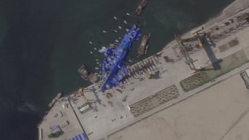 A satellite image shows a North Korean warship covered with a blue tarp after an accident that occurred during its launch at the shipyard in Chongjin, North Korea, May 24, 2025. 2025 Planet Labs PBC/Handout via REUTERS THIS IMAGE HAS BEEN SUPPLIED BY A THIRD PARTY. MANDATORY CREDIT. THIS IMAGE WAS PROCESSED BY REUTERS TO ENHANCE QUALITY. TPX IMAGES OF THE DAY