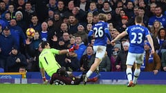 Everton humilla al Manchester City de Claudio Bravo