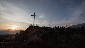 Viacrucis en Iztapalapa (Resumen de la Pasi&oacute;n de Cristo)